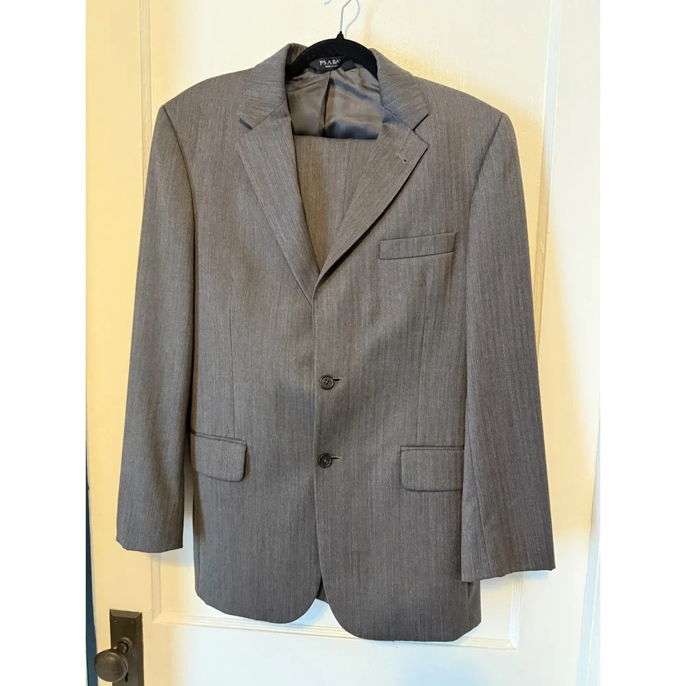 Jos. A. Bank Suit Mens 38R Gray Good Herringbone Wool Blend Two piece